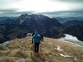 Salita da Zorzone alla CROCE DI ZORZONE (2050 m.) dal Chignol d'Arale in Menna il 30 dicembre 2011